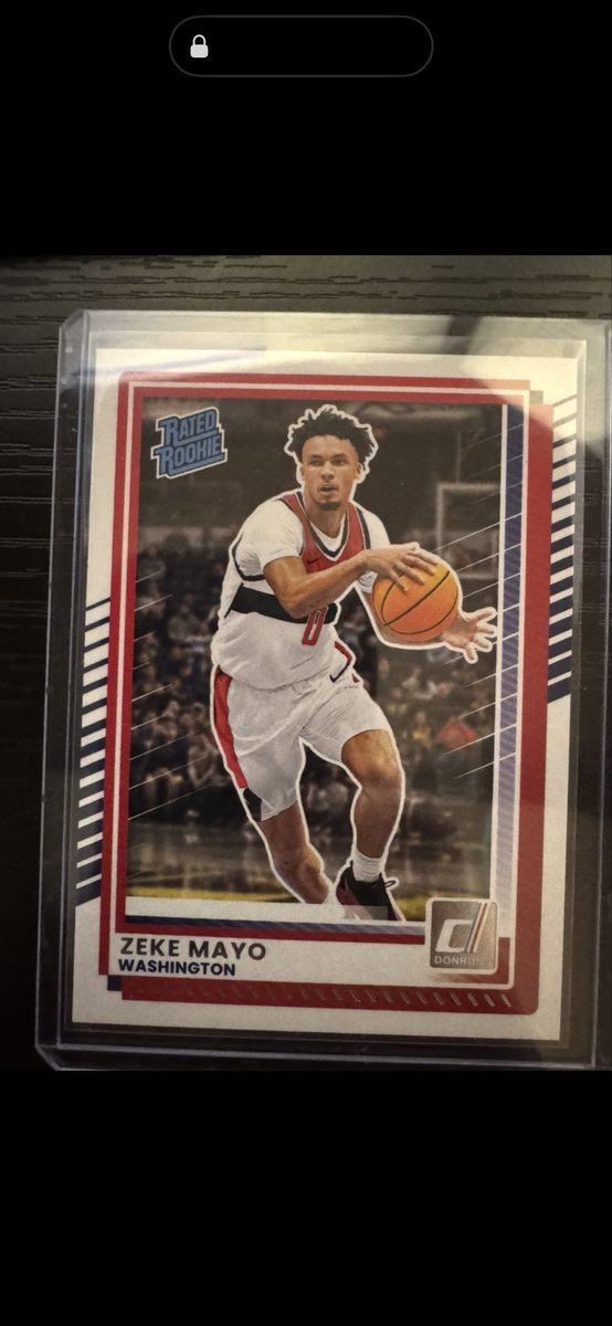 smfarvethefirst's tweet photo. @zekexmayo Pulled this the other day. Pretty cool to see a Lawrence kid on a card. If you or your fam want it, dm me so we can figure out how to get it to you. https://t.co/aZdHhQhYIT
