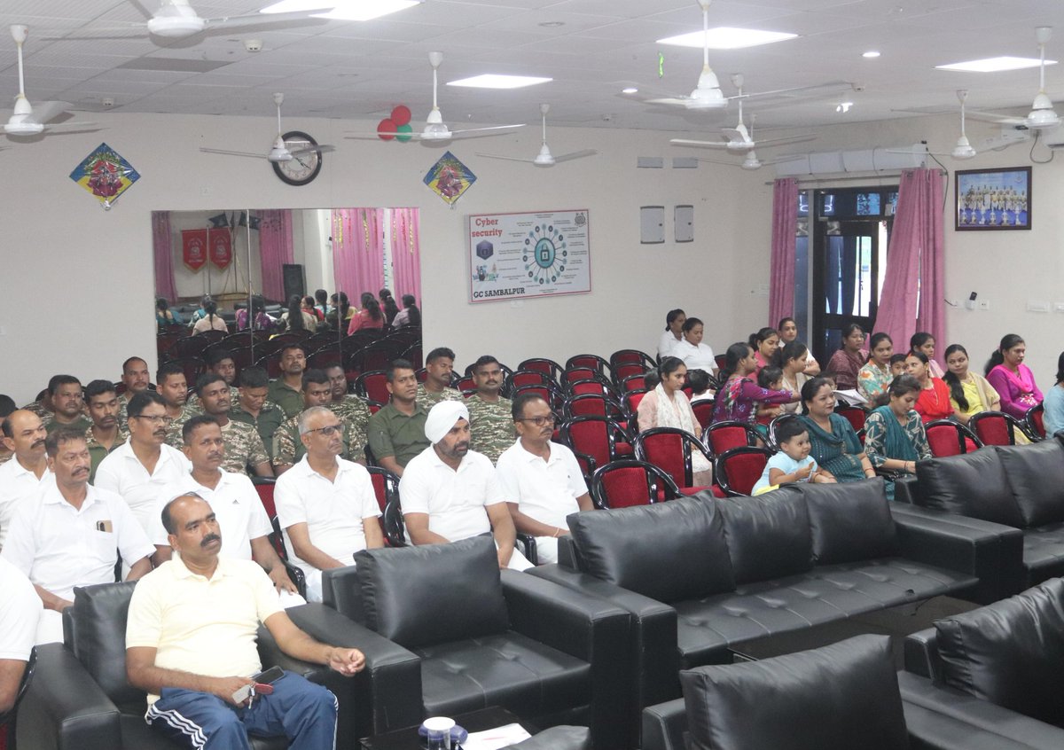 rcwasbp's tweet photo. A lecture was organized by Dr K.Soumya SMO to provide detailed information regarding awareness and prevention concerning hepatitis and other waterborne diseases.Personnel and their family members participated in the event with great enthusiasm.
@cwacrpf 
@CRPF_Odisha 
@gccrpfsbp https://t.co/1cfS1WlUSm