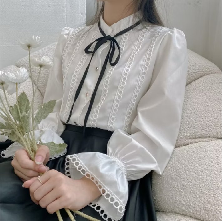 jsongseongs's tweet photo. lucu bangett??? bajunya feminin banget, bikin yang pakai kelihatan makin manis dan anggun. mana ada pilihan lengan pendek sama panjangb😭💖🦢 https://t.co/AS9JDJzrow