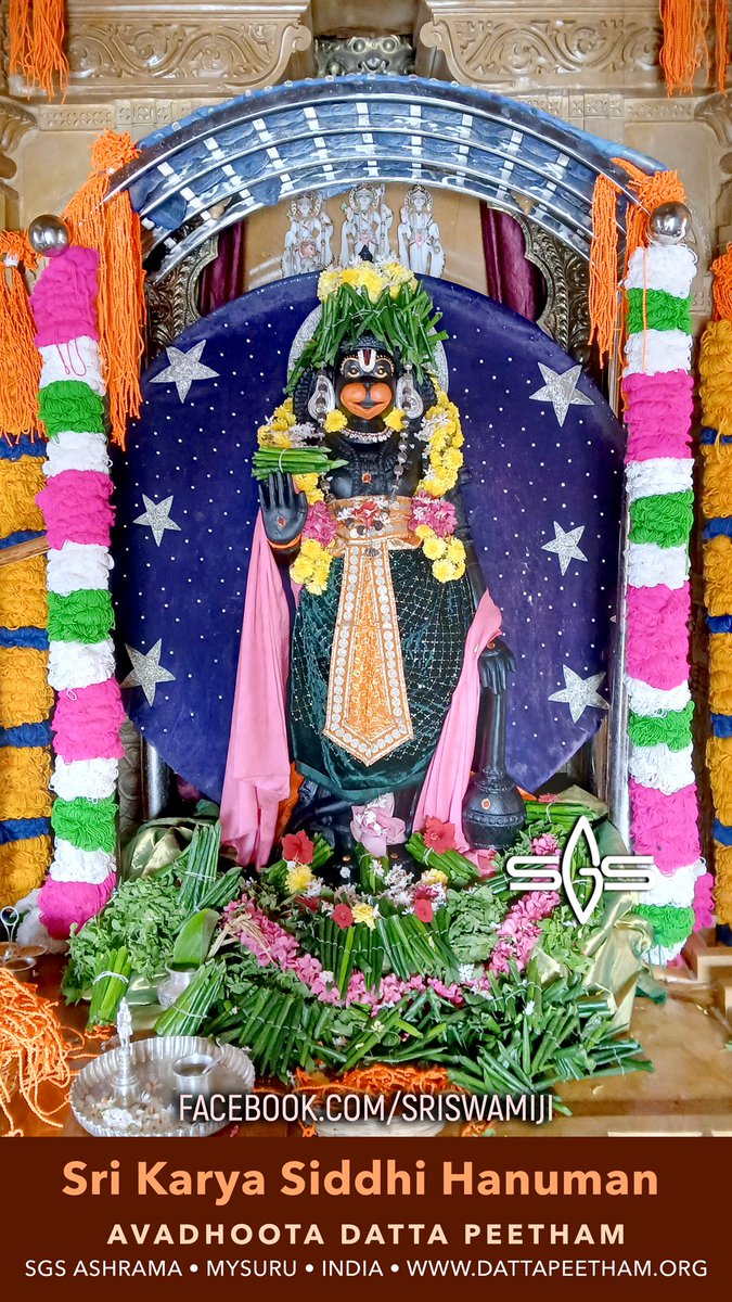 SgsSwamiji's tweet photo. Vastra Alankara for Sri Karya Siddhi Hanuman at Avadhoota Datta Peetham, Mysuru.

श्री कार्य सिद्धि आंजनेय स्वामी का वस्त्र अलंकार, अवधूत दत्त पीठम, मैसुर.

#BhajarangBali #anjaneya #Hanuman #rama #sgsswamiji https://t.co/L7TB5DyBos