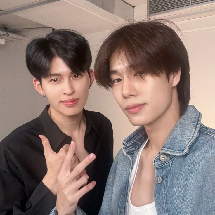 lasodaapoop's tweet photo. ⋆. 𐙚 ˚ busco mutis ˚ 𐙚 .⋆

#bltwt #thaibltwt #kpoptwt

she/her 🇲🇽

୨୧ 
seakeen
pondphuwin
williamest
aouboom
geminifourth

୨୧ 
txt
enhypen
boynextdoor

୨୧ 
lykn
clo'ver
dexx
jasper

୨୧ si hablamos una vez, probablemente ya te adopté

↻ + ♡ = mutis https://t.co/NI5WzbEvWO