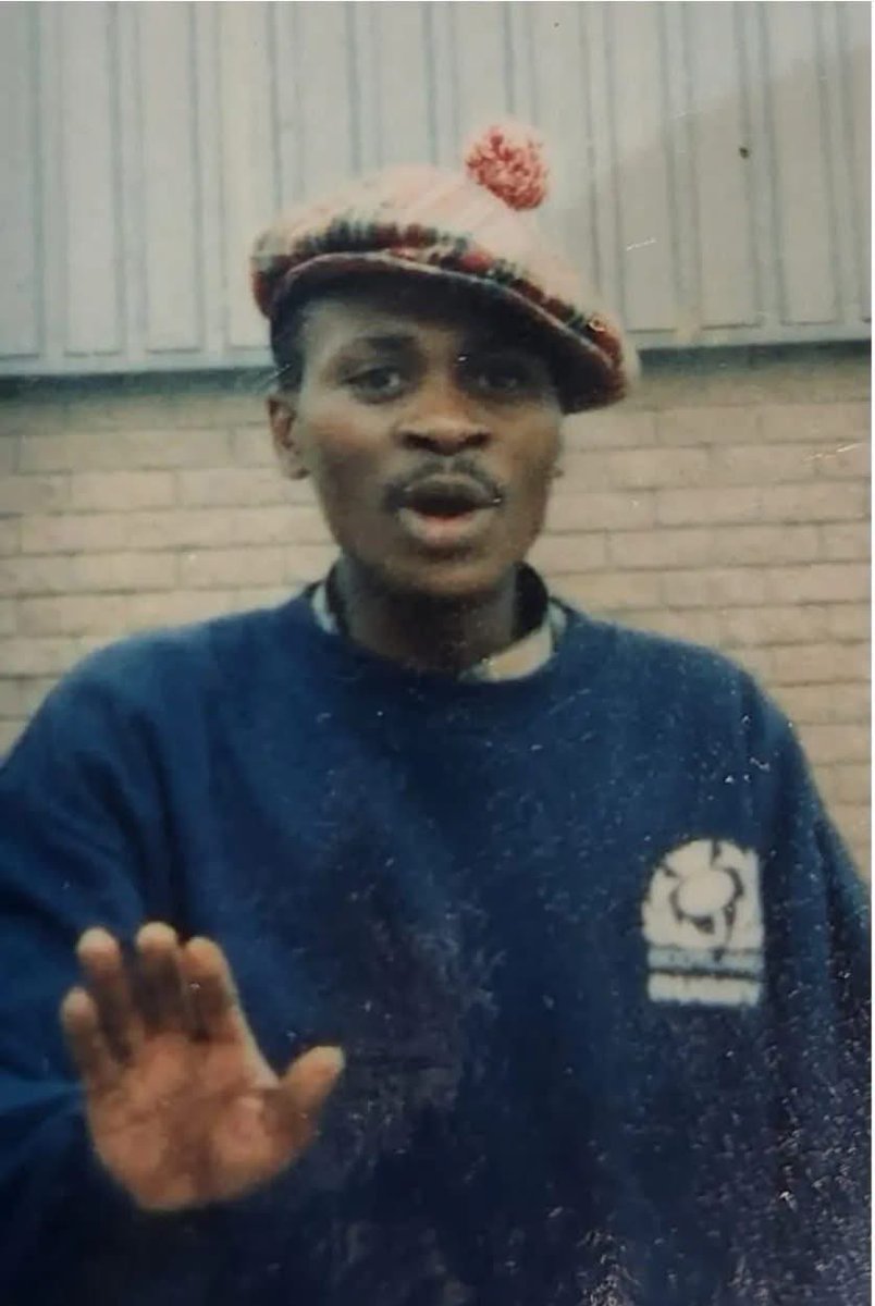 BennieSonamzi's tweet photo. He is still missing, please repost until he is found https://t.co/6XGZI4xCje