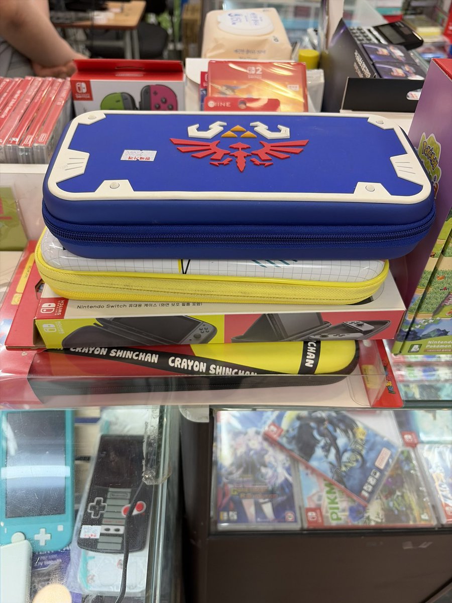 Nintendo Switch Lite + オーバークック！＋ ゲームケース やっぱり海外限定のSwitch＆Switch2ケースのデザイン良いんだよな