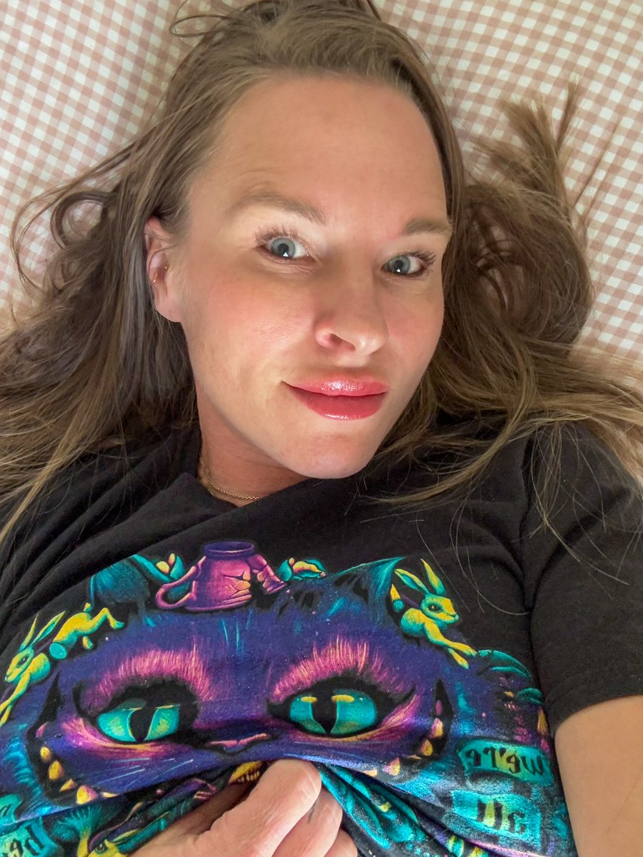 blacklacedwidow's tweet photo. Everyone who messages me on hidden for the next 24 hours gets a video 🐓rating. 🤓 https://t.co/50cBkLXfyD
