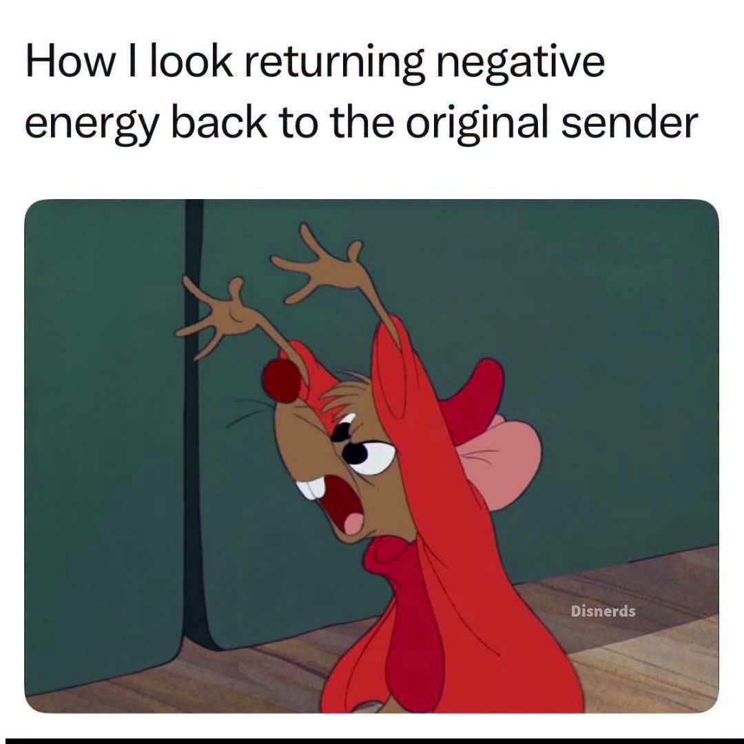 purplesteph1978's tweet photo. Daily giggles xxx 😁😁😁 #Funny #Energy #Vibes #ArtAttack #BadDay #Hedgehog #Therapy #God https://t.co/6Rql6RUoG4