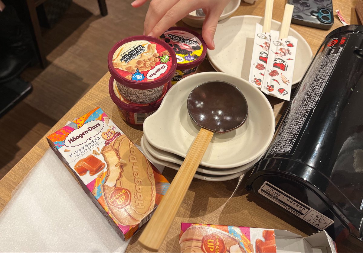 mjdbrrn's tweet photo. 赤からのダッツ食べ放題へ〜🌶️記録:7個 https://t.co/SHwpWZohxZ
