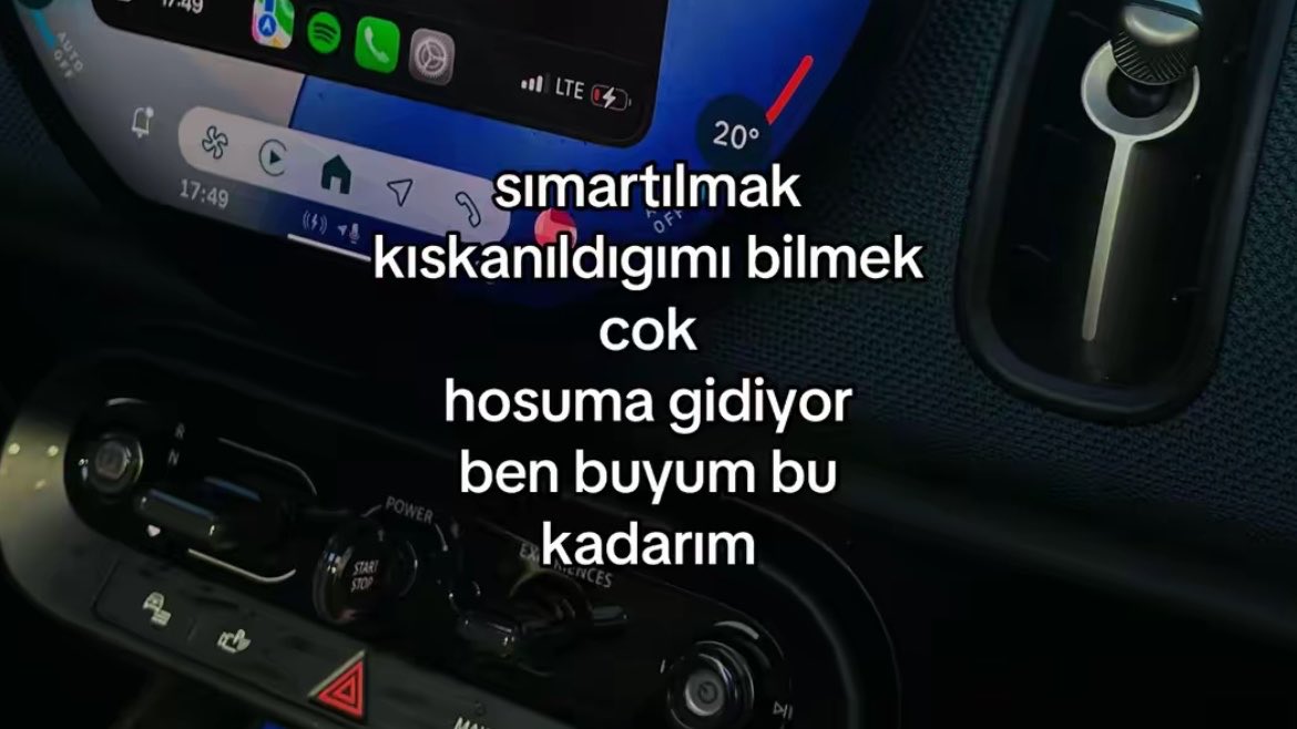 duygusuzfistik_'s tweet photo. ben buyum https://t.co/HPMPSgtRZ7