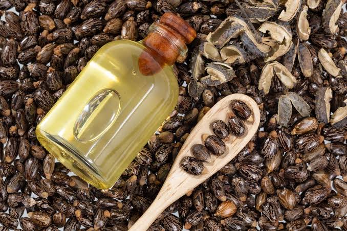 selinawamucii's tweet photo. Castor oil 2026 market prices, live data from Selina Wamucii:
US wholesale: $2.71–$6.11/kg
South Africa wholesale: $9.42–$16.15/kgJapan wholesale: $6.00–$7.71/kg
Five industries. One irreplaceable oil.
Source globally at https://t.co/5Yq5xddW2F
#CastorOil #OilTrade #SelinaWamucii https://t.co/WVC11H79cE