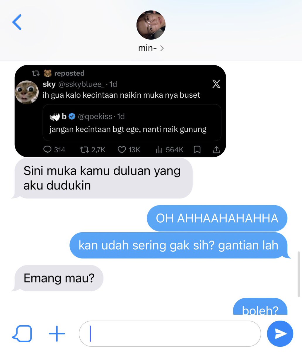 42l00vers's tweet photo. duduk di muka

nahyuck ver
one tweet au https://t.co/Nva9PwPeqh