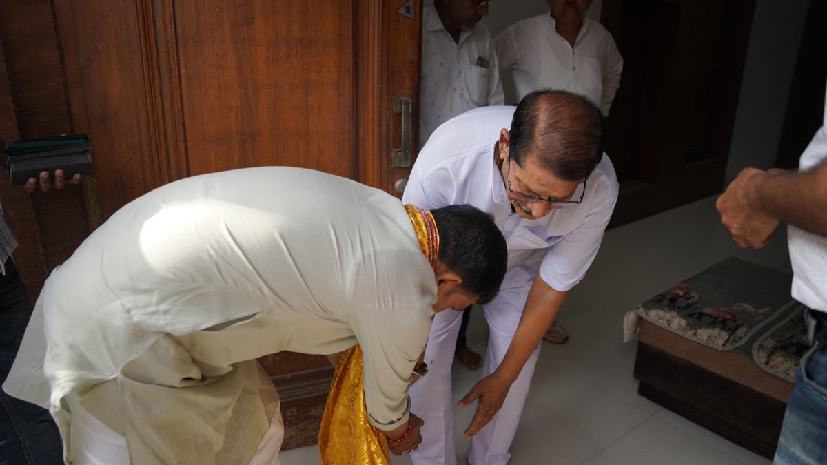 Ashutosh4BJP's tweet photo. जन-जन से संवाद, हर वार्ड में विश्वास।

जनसंपर्क अभियान के अंतर्गत आज विधानसभा के वार्ड क्रमांक 5, 8 एवं 14, खजांची मोहल्ला एवं छोटा बाजार में पहुँचकर स्थानीय नागरिकों, वरिष्ठजनों, मातृशक्ति एवं युवाओं से आत्मीय भेंट एवं सार्थक संवाद करने का सौभाग्य प्राप्त हुआ.....
🙏🏻🙏🏻 https://t.co/wRgrgc7cZ6