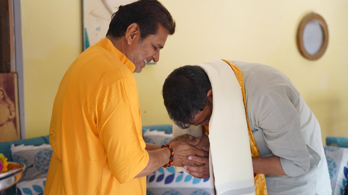 Ashutosh4BJP's tweet photo. इस दौरान आप सभी का स्नेह, आत्मीयता और आशीर्वाद प्राप्त हुआ, जिसने जनसेवा के मेरे संकल्प को और अधिक दृढ़ किया, आपके सुझाव, अपेक्षाएँ और दतिया के उज्ज्वल भविष्य को लेकर व्यक्त किए गए विचार मेरे लिए अमूल्य हैं......

#DatiaWithBjp https://t.co/dhJQRKAgAh