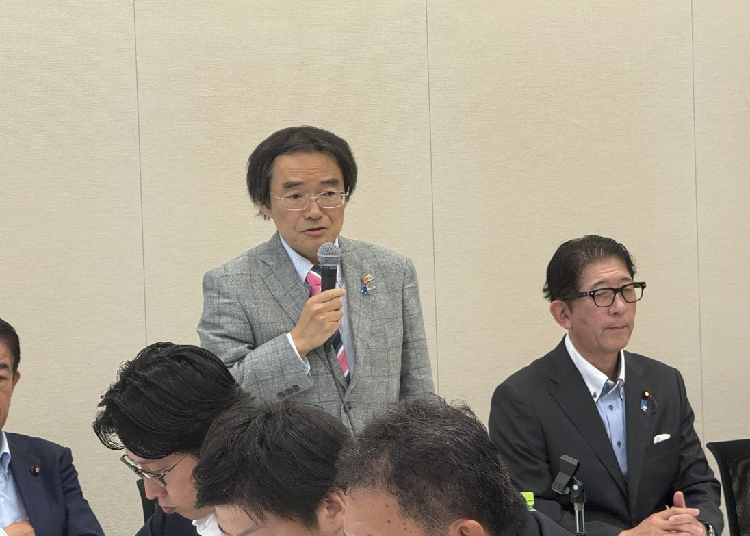 KadotaRyusho's tweet photo. 本日は最終盤国会で自民党の保守団結の会に招かれ､話をさせて頂いた｡私が「300議席超の大勝を収めながらも保守層の期待に応えられず早くも失望が広がる自民党の現状に強い危機感を示した」と､長尾たかし氏が発信してくれた｡同会には高市政権を支え､中川昭一氏や安倍晋三氏のような“突破型政治家”を目���してほし��