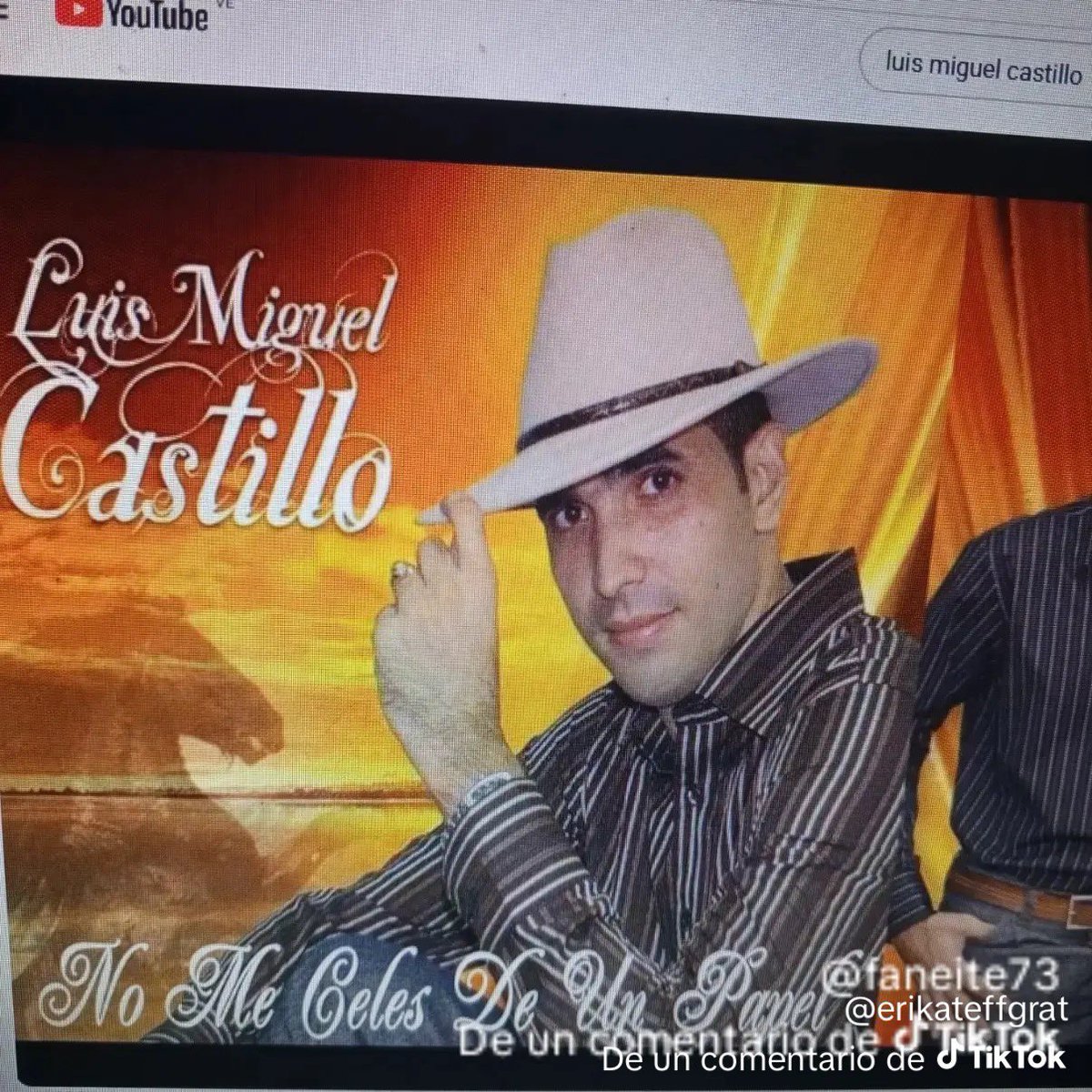 MerGarza's tweet photo. Weyyyyy el wey de la hamburguesa triple resultó ser un wey que hacía que sus alumnado vendiera sus CDs de cantante, pero les decía que eran discos de su hermano gemelo, que no existe, además andaba de rabo verde con sus estudiantes menores. https://t.co/UnyKnKWJTa