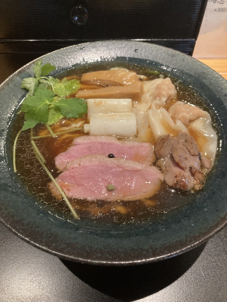 Maru32768's tweet photo. ﾗﾒｰﾝ 133

鴨中華そば 楓 https://t.co/G5PqDjncDi