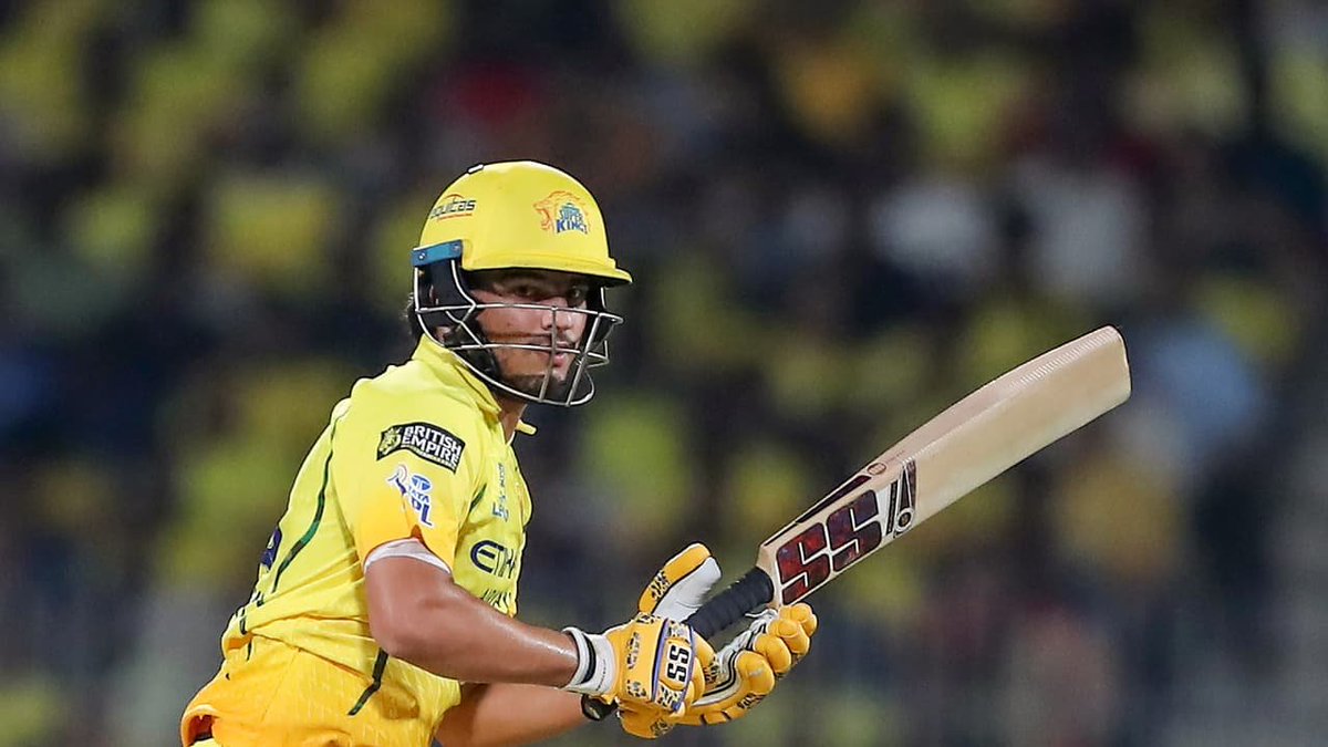 ScrollStopX6's tweet photo. @ChennaiIPL Those shots sound different when they come off the middle. Pure class. 🤌🔥 https://t.co/Y2DFFVtaHx