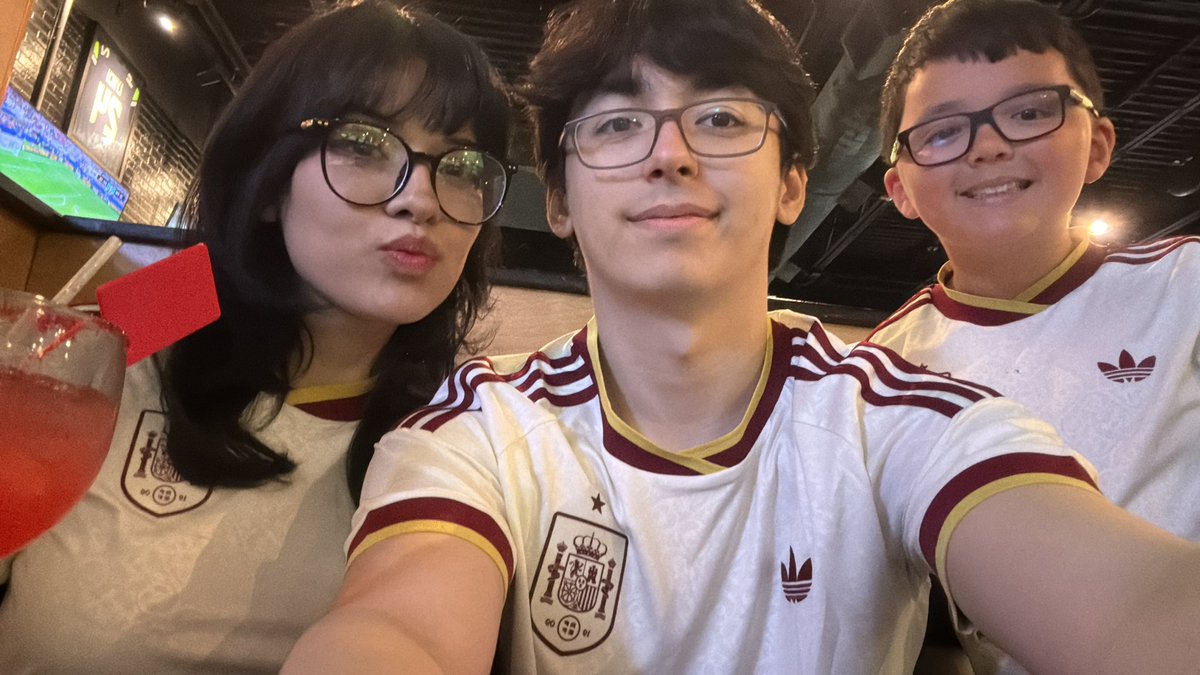 javiFASTLIKETENZ 🇪🇸🏆 tweet media