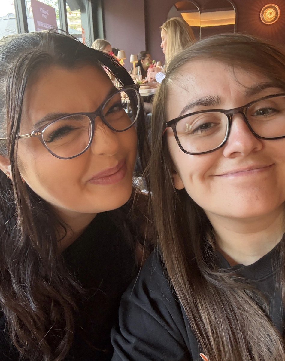 crumblecropper's tweet photo. Happy birthday to our lols! You are one of a kind, you’re so funny but also so random that it makes me laugh so much! You are my favourite person to watch drag with. Can’t believe we have only been friends a yet! Feels like forever, today is about you! https://t.co/XwaQcRkDTD