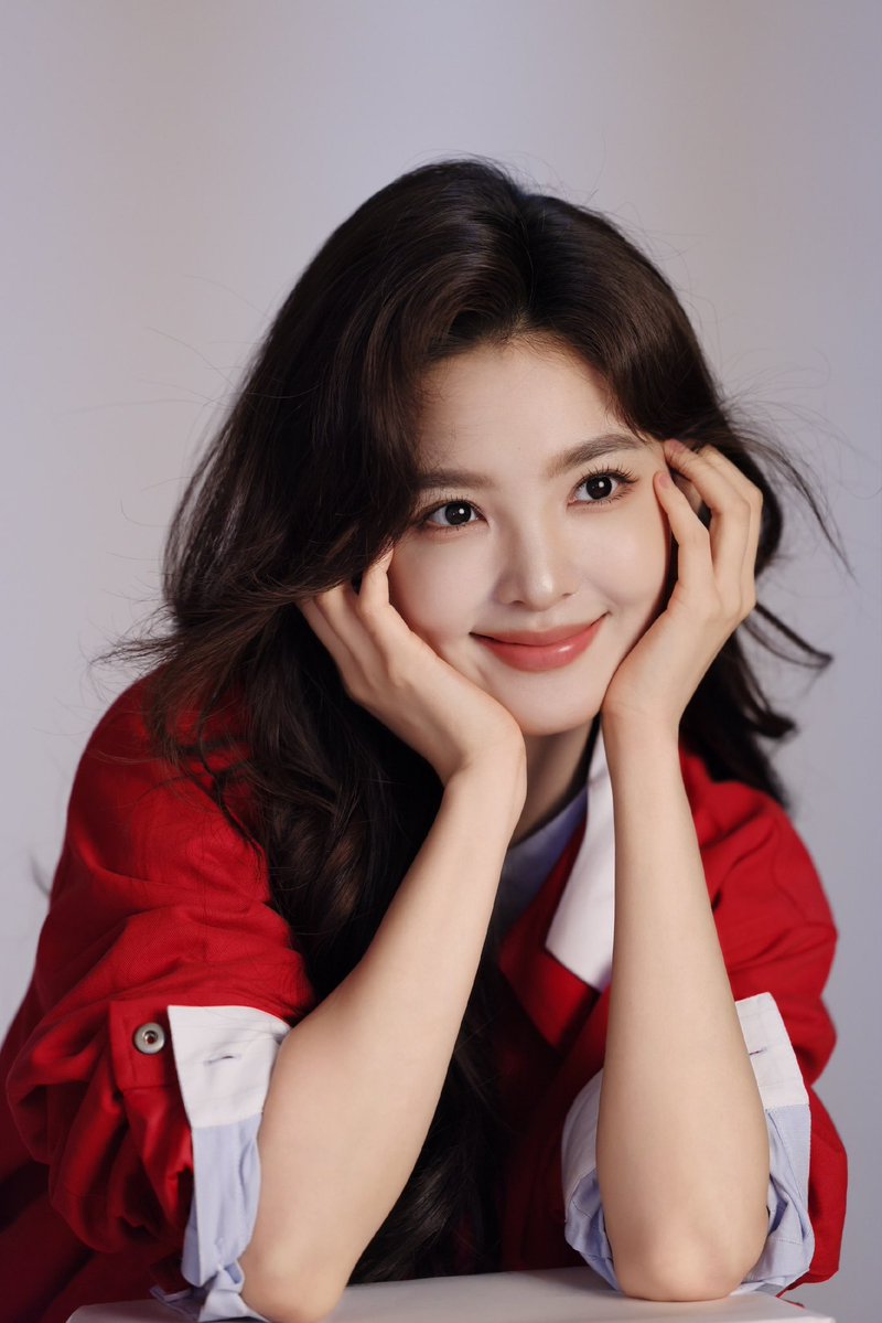 zzruonan's tweet photo. Blooming in red ˖᯽ ݁˖ https://t.co/vffRXVYPNe