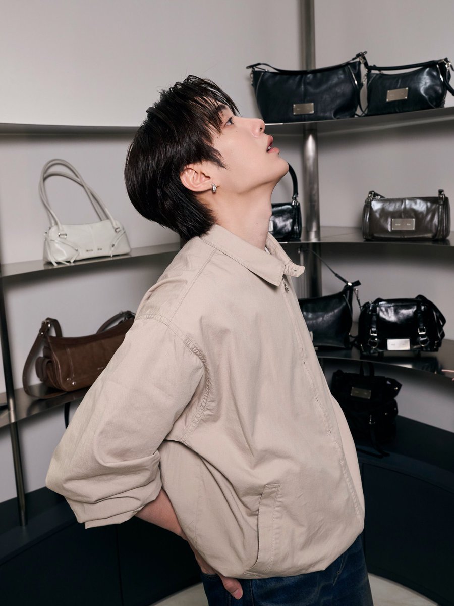 emflaek's tweet photo. ไรเตอร์ช่วยด้วยยยย เร้วๆๆไไๆๆๆๆๆๆ

#MatinKimMagazineTH 
#MatinKim #TleFirstone #เติ้ลเฟิร์สวัน https://t.co/gSfCVKPe0R