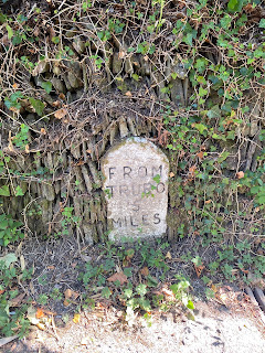 PeteWriting's tweet photo. #Writer #Poetry #WritingCommmunity #Scribblings
Today's clickety clicks😉
1. Your Own Now
Poetry.
Something to do with Einstein, Relativity - Your Now is my Now. #Einstein #Trelissick #KingHarry #Truro
https://t.co/GULW75tycW https://t.co/g53YmROrtu