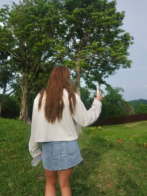 ultmaraiah's tweet photo. Universe, please protect this woman at all costs— protect her smile, her heart, her peace. We all have our reasons for stanning Aiah, but it’s her heart of gold I love the best. 🤍

📸: danielle.argela (ig) https://t.co/vi1BFY1KMD
