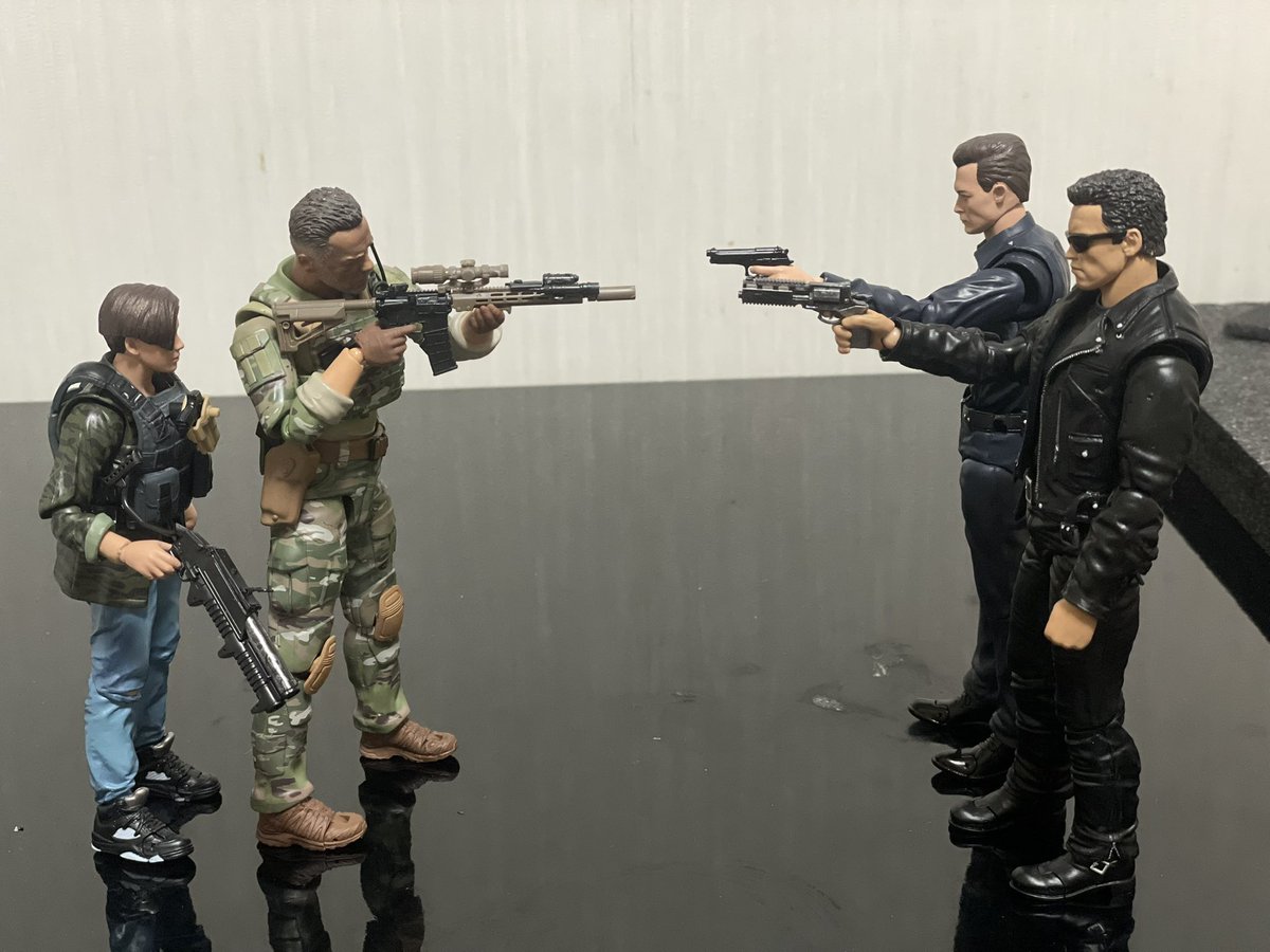 tuvpg's tweet photo. #深夜の小武器庫部
#リトルアーモリーを装備 
#toyphotography

お題『援護』 https://t.co/Khd0HSZVXO