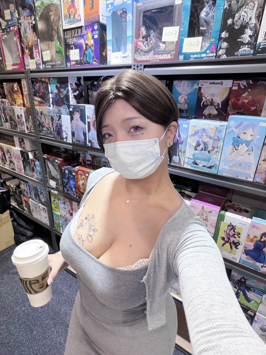 fuekyuu__'s tweet photo. Finished two amazing days at SMASH!Did anyone spot me helping out at the booth?
#dongtanstyle #dongtan #K_Pring #smashcon2026 #smashcon https://t.co/XfN5DQDrT1