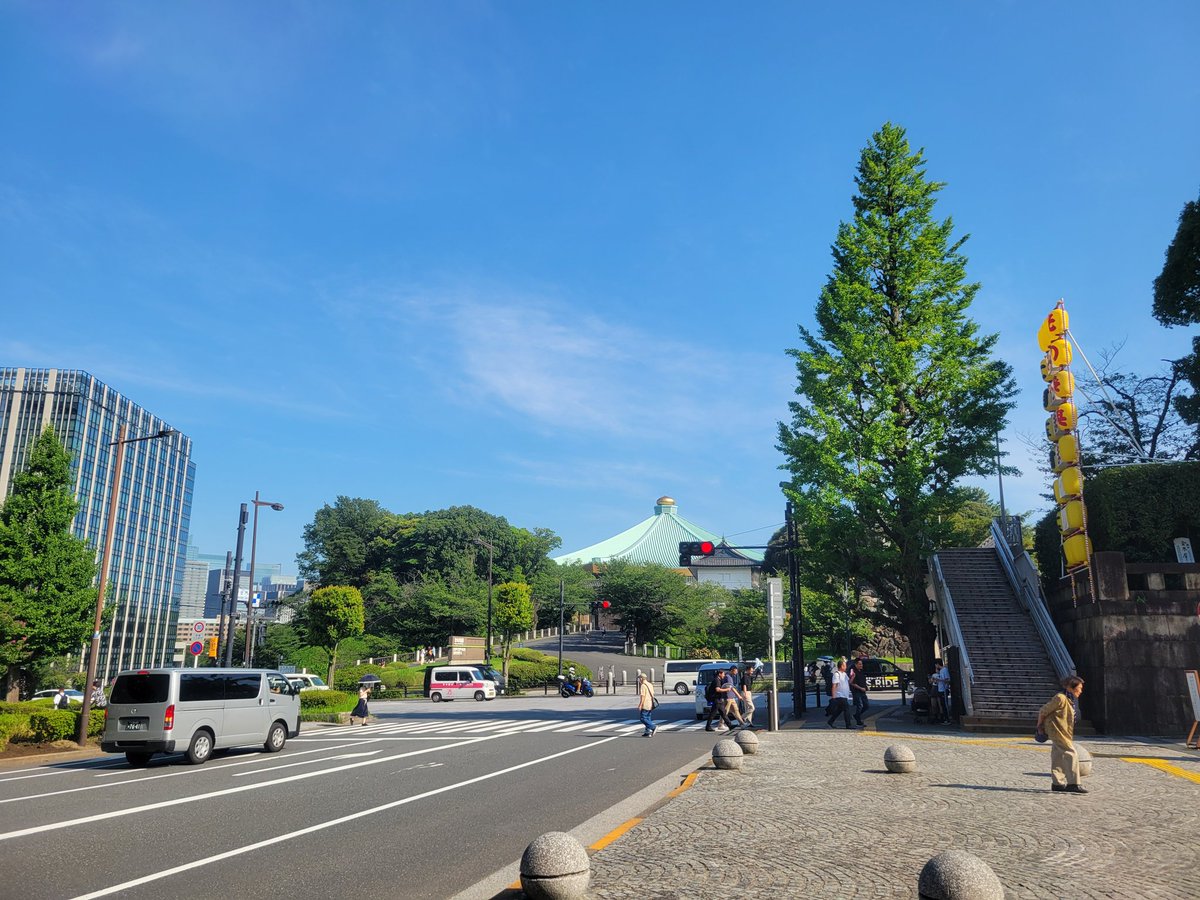 Rinenranm7's tweet photo. 昼休みは靖国神社～武道館あたりを散歩しています https://t.co/eCONOTaIKf