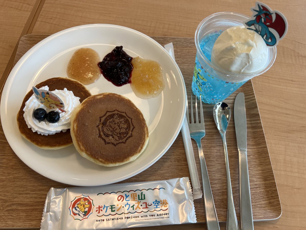 itinome89's tweet photo. 能登のポケモン空港、ポケモン足湯、のとじま水族館に行って参りました‼️
ポケモンだらけ！可愛くて嬉しい‼️◟꒰◍ ´꒳` ꒱◞✨
旅先の人がみんな優しくてあったかさ感じました(^╷ ̫╷^)🫶

ポケモン空港まじでグッズすっからかんでしたゎ:(っ’ヮ’c): https://t.co/dgbkEFQxPh