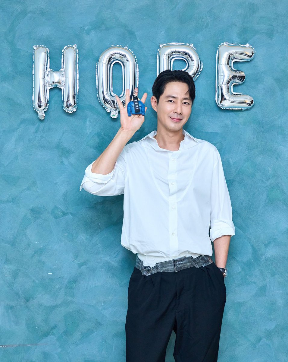deepb1uewave's tweet photo. megaboxon 인스타 #호프 #조인성

https://t.co/y9uhtCovbr https://t.co/zbStpiPkat