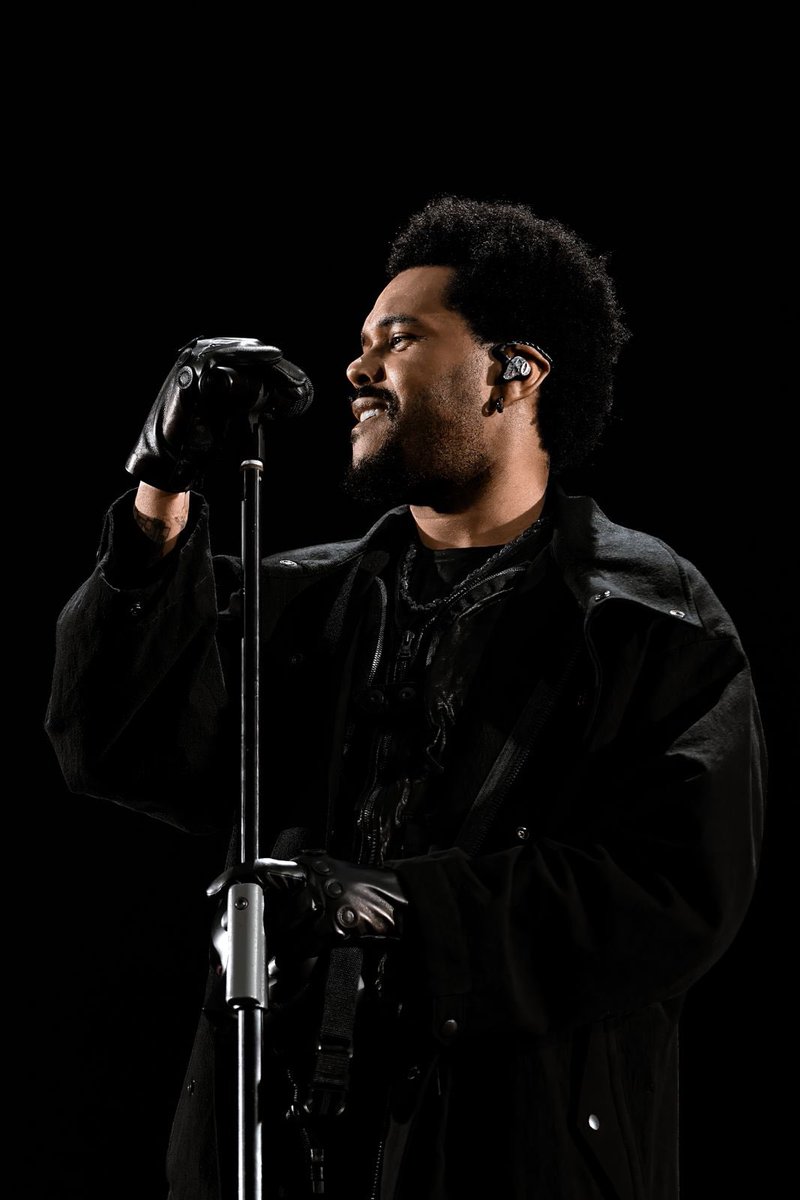 AllianzRiviera's tweet photo. 🚨 Bientôt le retour de @theweeknd à Nice ! Les 21 &amp; 22/07, l’#AllianzRiviera vibre au rythme du #AfterHoursTilDawnTour🌌

Il reste de TRÈS rares places. Sécurisez votre billet ET votre parking dès maintenant pour éviter la cohue !👇

🎟️https://t.co/N3bdO1OjfX 

📸 Hyghly Alleyne https://t.co/QShSTFC7JB