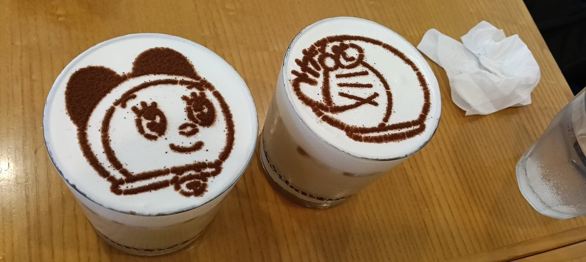 airhiroshi's tweet photo. 今日は良い関係になりたい殿方とドラえもんミュージアム(藤子・F・不二雄ミュージアム)
からの〜
銭湯に行ってサッパリし
タバコ吸いたいが為にカラオケ屋に曳き廻し

たのしい1日だった
ナリリン♪ https://t.co/69SfM5LvKg