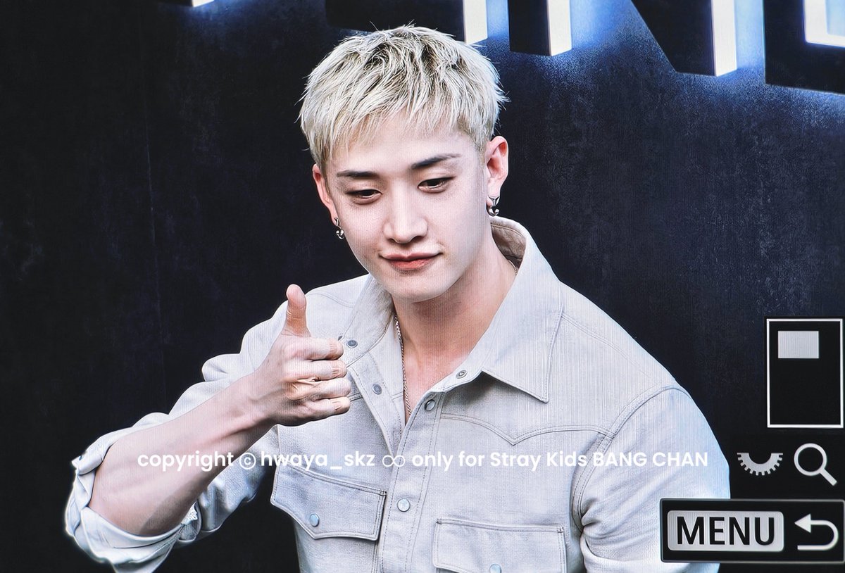 hwaya_skz's tweet photo. 260715 🤍💛🖤
BANG CHAN X FENDI SEOUL
#BangChanxFENDI
#BangChan
@Fendi
#방찬 #BangChan #CB97
#스트레이키즈 #StrayKids https://t.co/DaXx2KTRBL