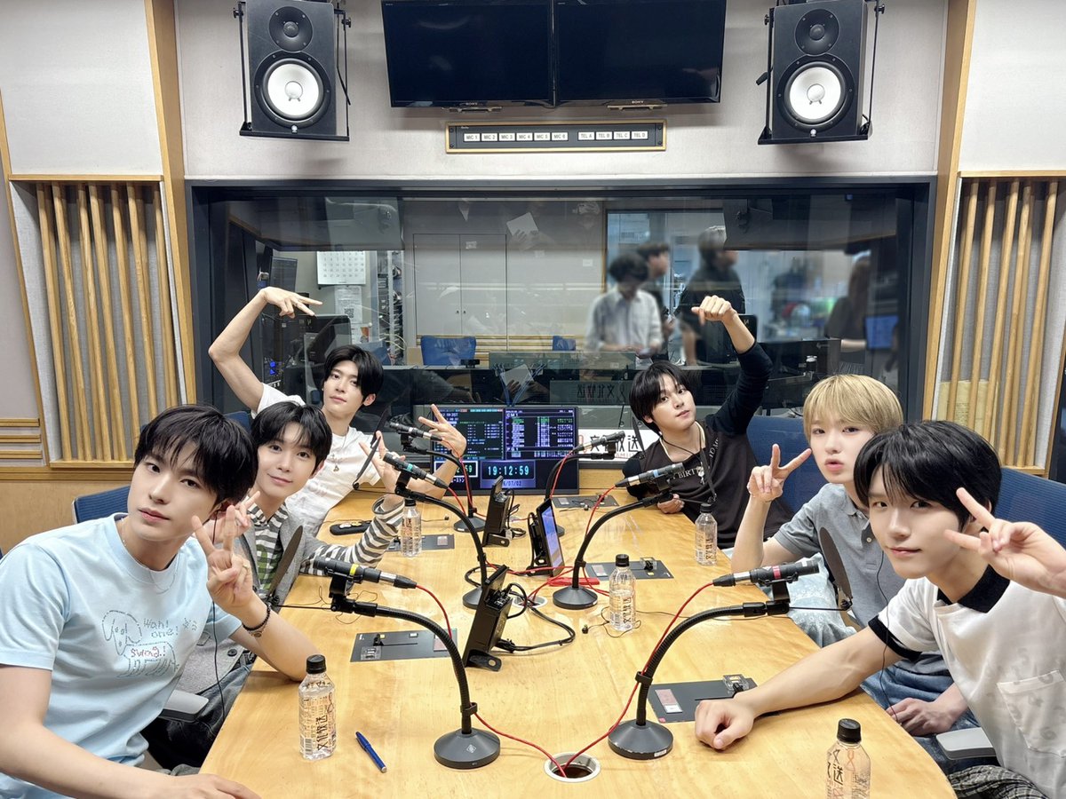 joqrpr's tweet photo. 【NCT WISH MEETS RADIO】

お聴きいただきありがとうございました🎼
皆さんからいただいたメールや
新曲のお話など、たっぷりお届けしました✨

たくさんのメール、ありがとうございました！！！

radikoタイムフリーで
まだまだお聴きいただけます♪
放送後もハッシュタグ #WISHQR で
感想お待ちしております☀

🎧radiko(ラジコ)タイムフリーはこちらから！↓
https://t.co/qXzOOHiDPr

#NCTWISH
#YO_I_DON! #NCTWISH_YO_I_DON!
#BOYMEETSGIRL #NCTWISH_BOYMEETSGIRL
#NCT_10TH_ANNIVERSARY #文化放送