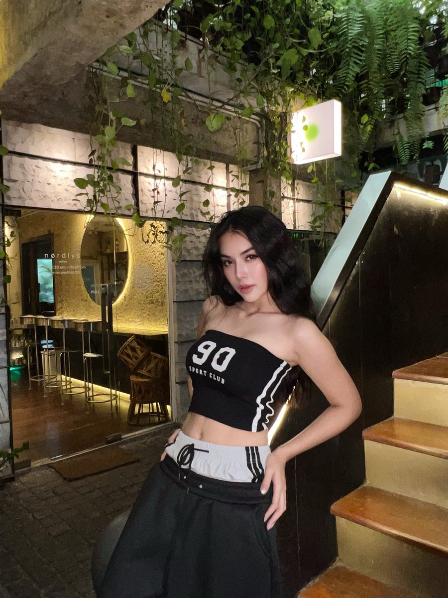 chompu_athita's tweet photo. 🎬😎 #ChompuAthita #ชมพูอทิตา https://t.co/fW5fRdRtny