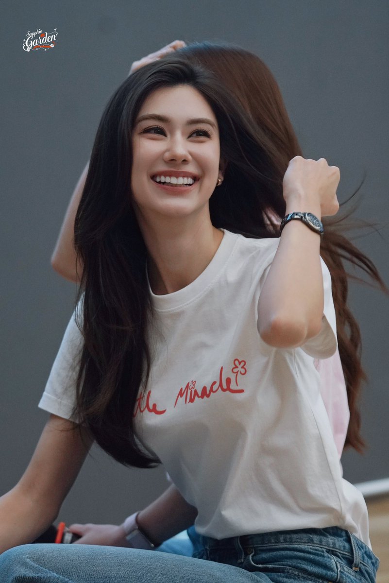 SapphicGardenTH's tweet photo. รูปนี้ลายน้ำชัดมากเลยค่ะ 🤣 
Watermark ส่วนตัว 

LITTLE MIRACLE WITH LENAMIU
#LMLenaMiuXLittleMiracle 
#LenaMiu #lalinalena #Miunatsha https://t.co/JI904Cgk2w