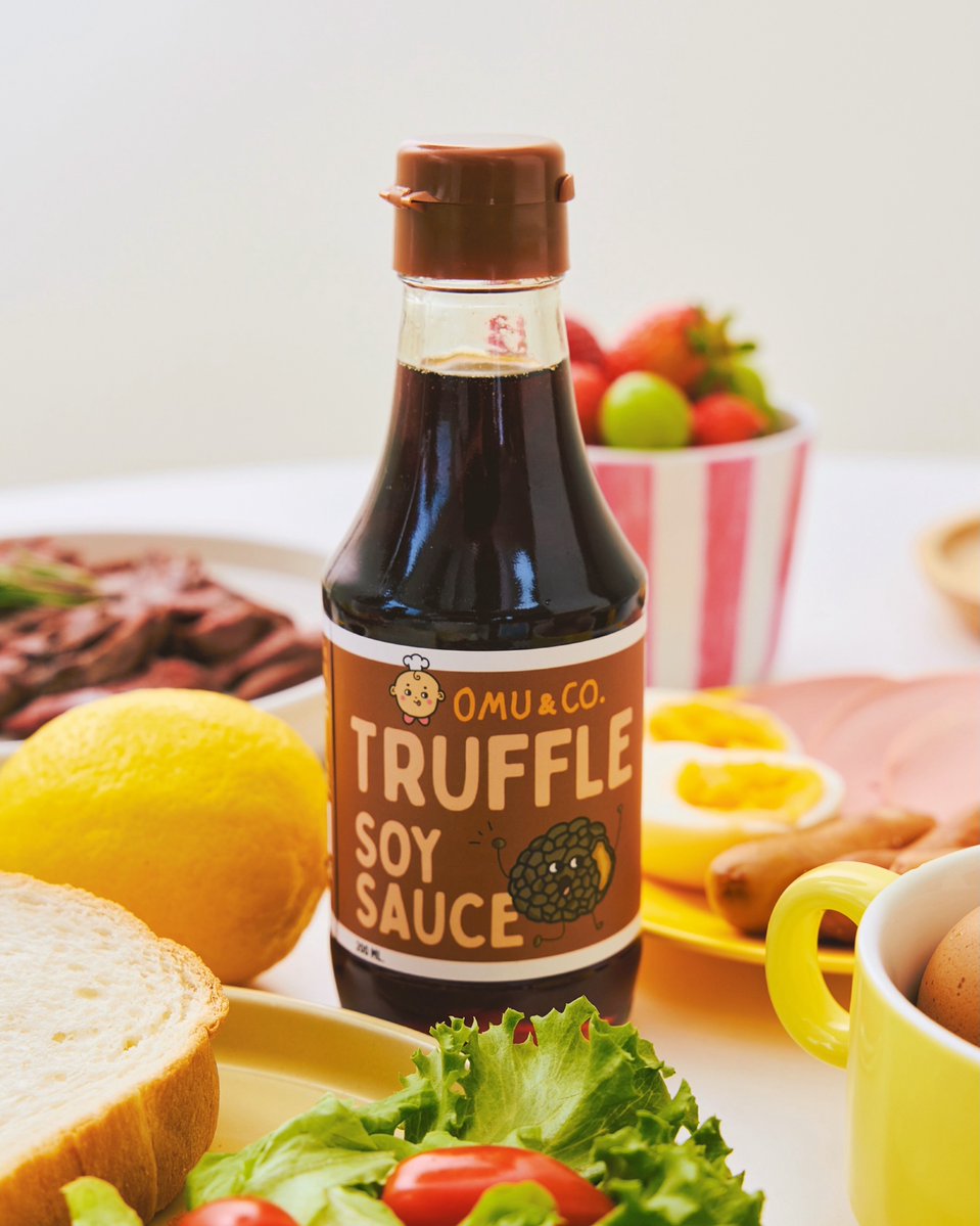 TrendFOrm_CNFC's tweet photo. Omu&amp;Co. IG Update [20260715] 🛒

" When it hits the table… flavor begins 🍳
small bottle, big taste❕

Launch Date &amp; Time: July 17, 2026 at 9:09 AM✨

Available in LINE Shopping soon🩵 "

#OmuandCo #HouseSauce #TinyBottleBigFlavorParty
#OrmKornnaphat #ออมกรณ์นภัส @ormmormm https://t.co/eHxAzALb4s