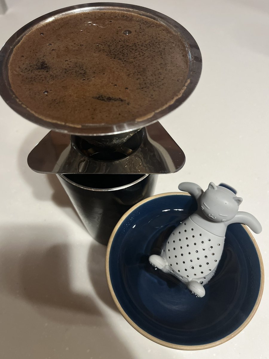 funfundiybear's tweet photo. 今日のこーひーぶれいく
コーヒー メタルフィルター
ホッと一息 デカフェ
べあぐらフォト https://t.co/vS4ExZdw2c