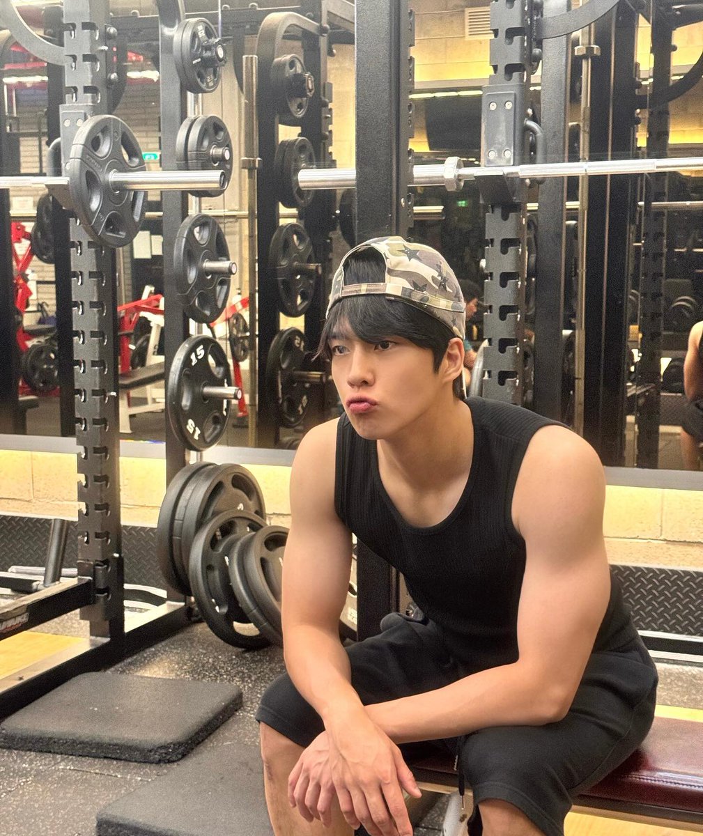 O2O910's tweet photo. 한결이 인스타 피드 옴. . .♡///
마지막은 엠지샷..?
💕😽🐶💕💕💕💕
#조한결 #CHOHANGYUL https://t.co/P4nRtrSosk