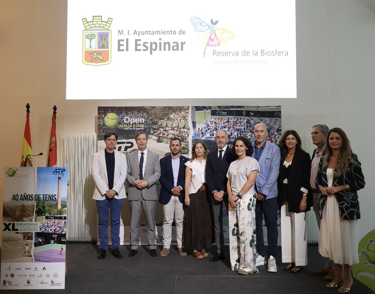 Tenis_Espinar's tweet photo. Acabamos de presentar nuestra 50 edición. 

@JAMielgo ha sido el maestro de ceremonias de un acto que ha contado con la participación de @viviruano , Javier Ayuso, edil de Deportes del @Ayto_ElEspinar y José Alberto Díaz,  consejero Deportes @jcyl https://t.co/qRFwsxr1Mq
