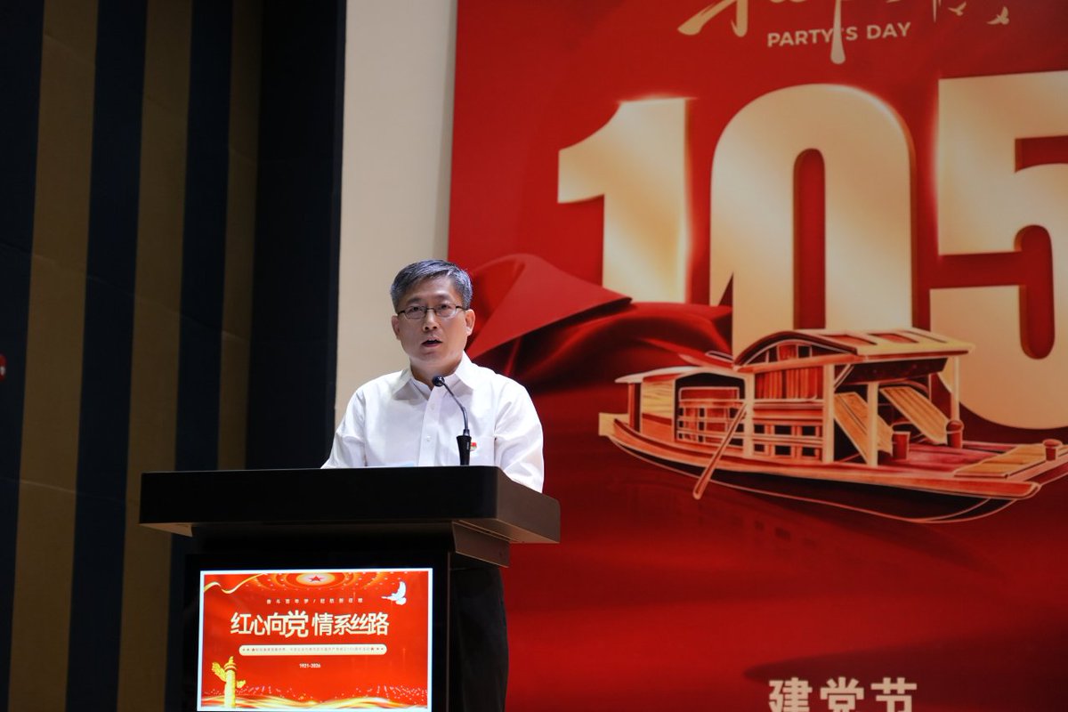 OneroadGroupWin's tweet photo. On July 11th 2026, the Oman Chinese community  and Chinese-funded enterprises in Oman jointly held the "Loyal to the Party, Heart to the Silk Road" singing event to celebrate the 105th anniversary of the founding of the Communist Party of China. 
#oneroadgroup #oneroadgroupOman https://t.co/aHJl1EFONz