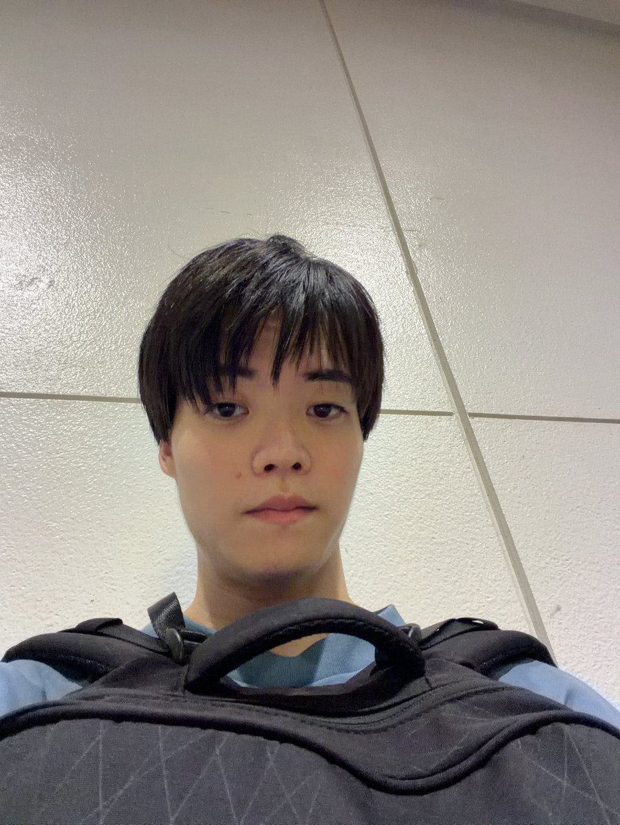 daidai51254's tweet photo. 殺陣…いや纏めるとお芝居なんだけれど。
ほんとに難しい。でも面白い。
まだまだ魅せ方を研究・めっちゃ練習し続けないといけないなと、先輩方を見て痛感する日々です。

まだまだ成長できるということで…頑張ります⚔️

表情は死んでます。心は元気です。 https://t.co/yAp5olbNqH