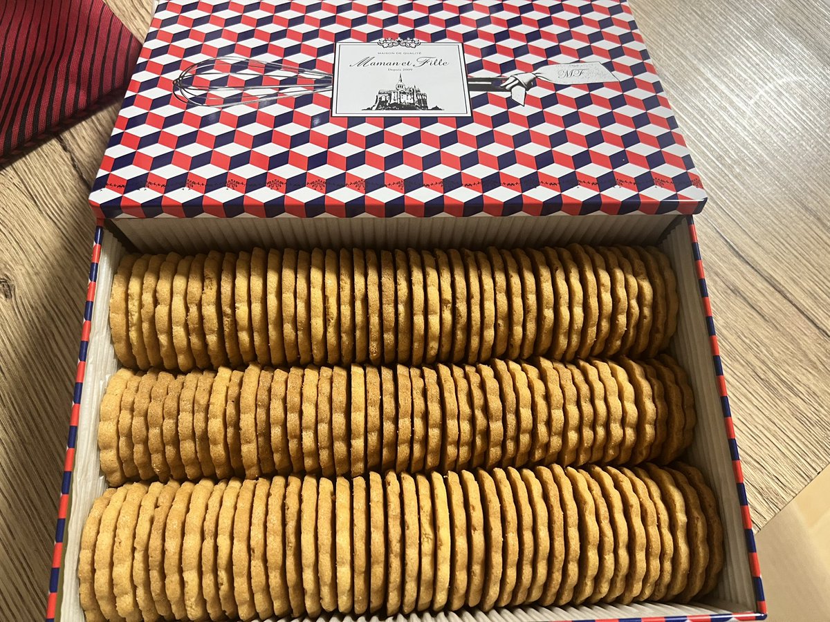 yunn1407's tweet photo. 選手たちの投稿をみて、、
買ってみた笑😆
美味しすぎた👍 https://t.co/THzvRMOFdb