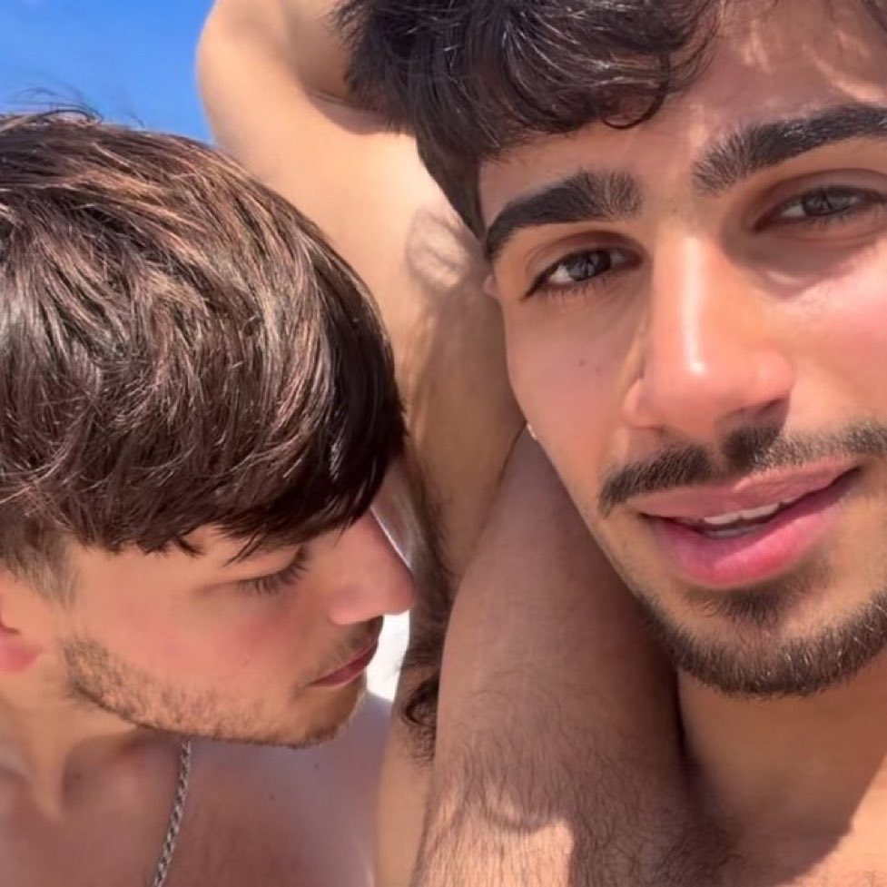 PenisProudDad's tweet photo. Both of these lads have proud dads. Dads who are proud of their son’s ripe masculine smells and also of their ability to appreciate them. https://t.co/F4BnEd38G7