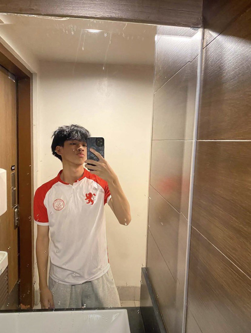 kyylaqo's tweet photo. ang wild ng ust guy na to, kinain yung tamod 👀

link: https://t.co/yIjnreA8Dh https://t.co/m7UPWKSzUA