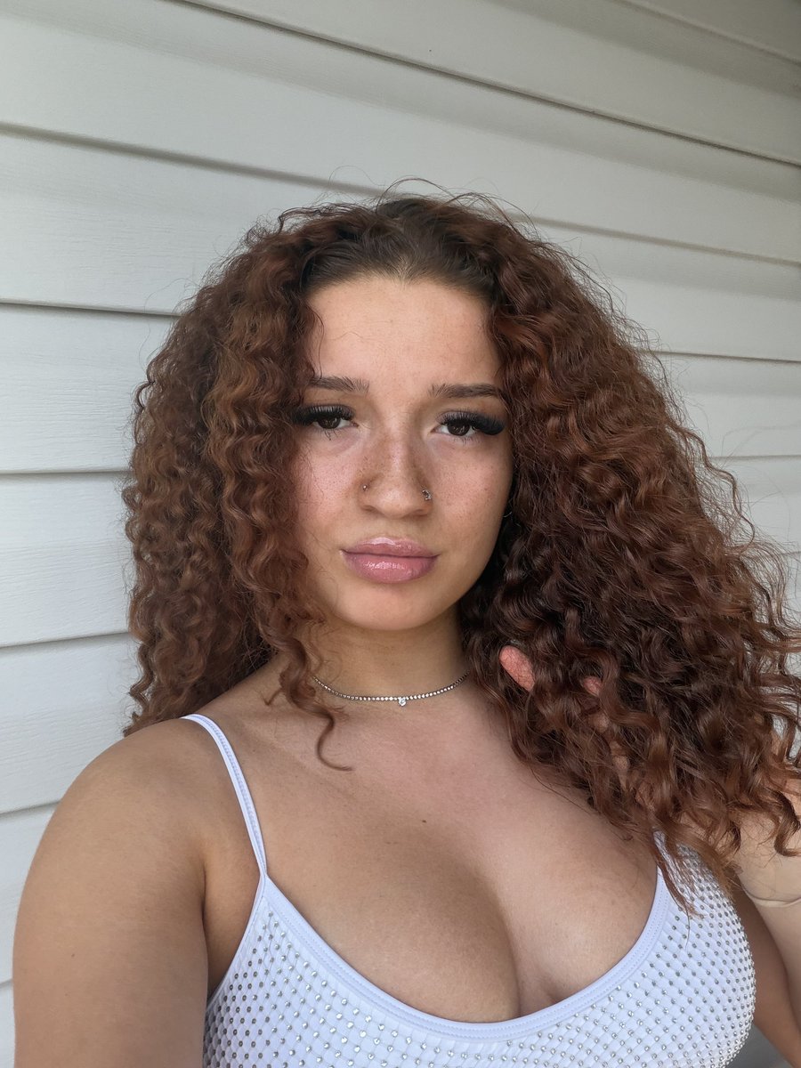 𝓖𝓸𝓭𝓭𝓮𝓼𝓼 𝓓 | 👑 tweet media