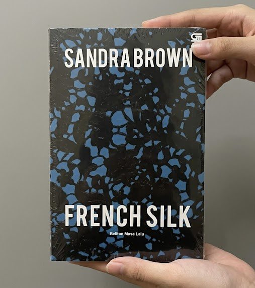 ivynavie's tweet photo. WTS French Silk - Sandra Brown
• new sealed, original gramedia
• 50K, gratong bisa lewat 🍊 (no admin)

wts, wtb, ctm, novel, buku, preloved, zonajajan, zonauang, fiksi, fiction https://t.co/5HoiLNkVjQ