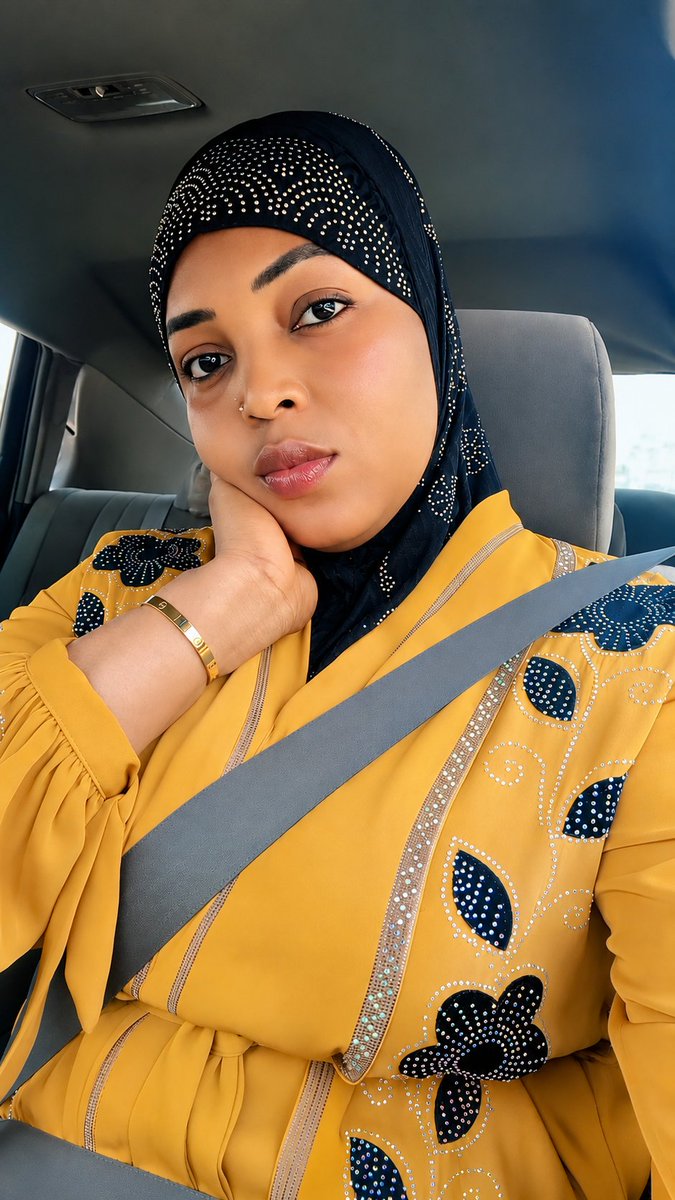 barllymarma's tweet photo. Can I get your greetings , beautiful people 🥰🥰🥰 https://t.co/qgUvhAdD32
