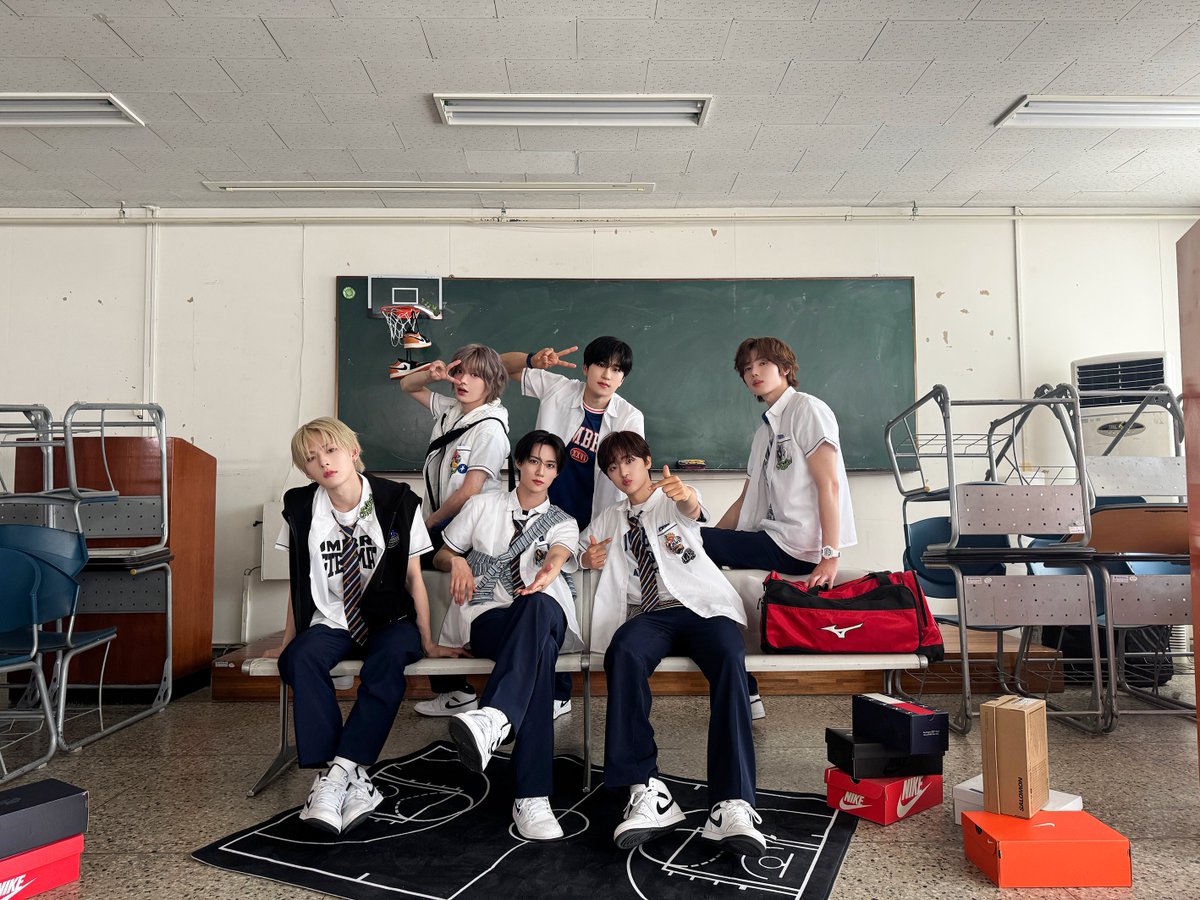 LUN8_official's tweet photo. [📸] 260723 #원더케이 #댄스소사이어티

#루네이트 #LUN8 #SNEAKERS
#Off_the_Grid #LUN8_OfftheGrid
#1theK #DanceSociety https://t.co/eW66NRM800