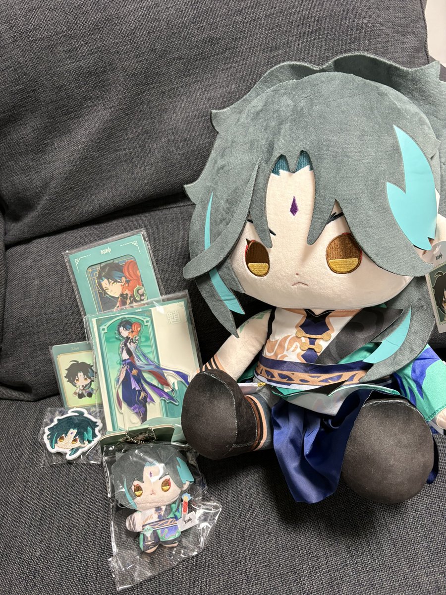 kyo002's tweet photo. 魈様届いた🥹💕
このぬい、着てる服違くない？？？
ぬいだけ？？？
スキン実装してくれ😭 https://t.co/90ydk2icc9
